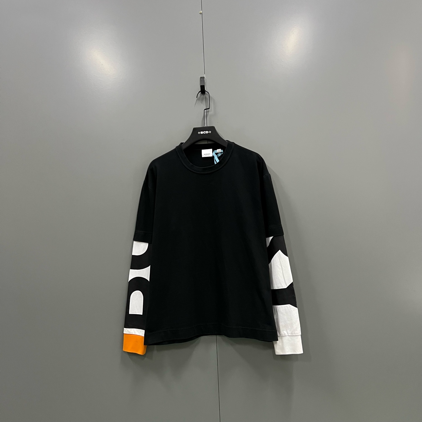 99新 BURBERRY/博柏利 h97 字母logo印花假两件长袖 XL码 206543