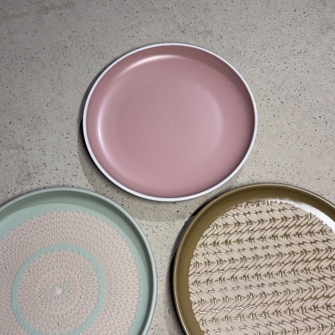 A***店直播特惠八寸浅盘三支装微瑕