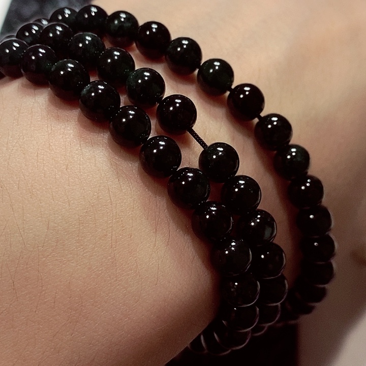 翡翠未镶嵌颈饰先检后发一物一证