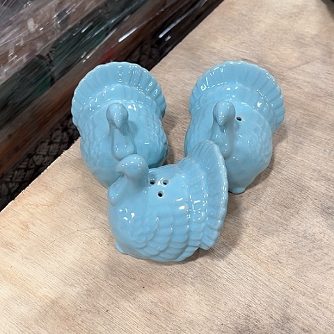 微瑕，不能明火，3个孔雀胡椒粉罐6厘米