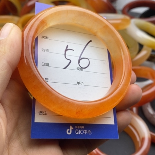 石英质玉未镶嵌手镯