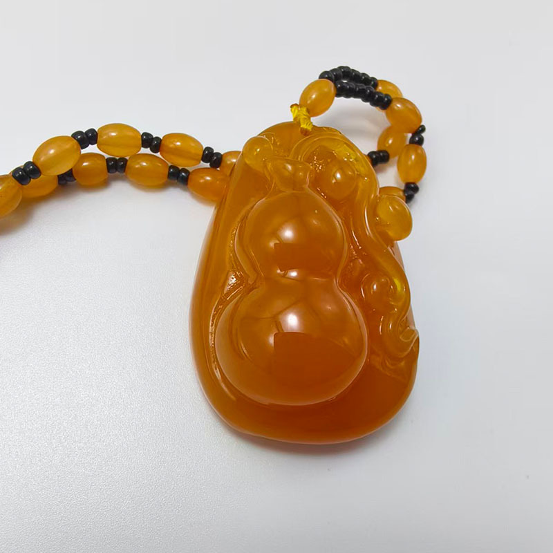 SC-472  黄葫芦吊坠