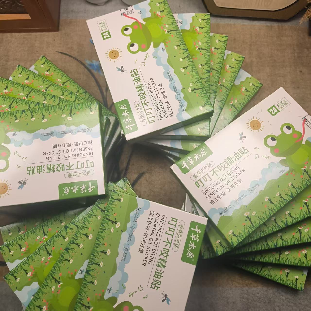 驱蚊贴      二十盒