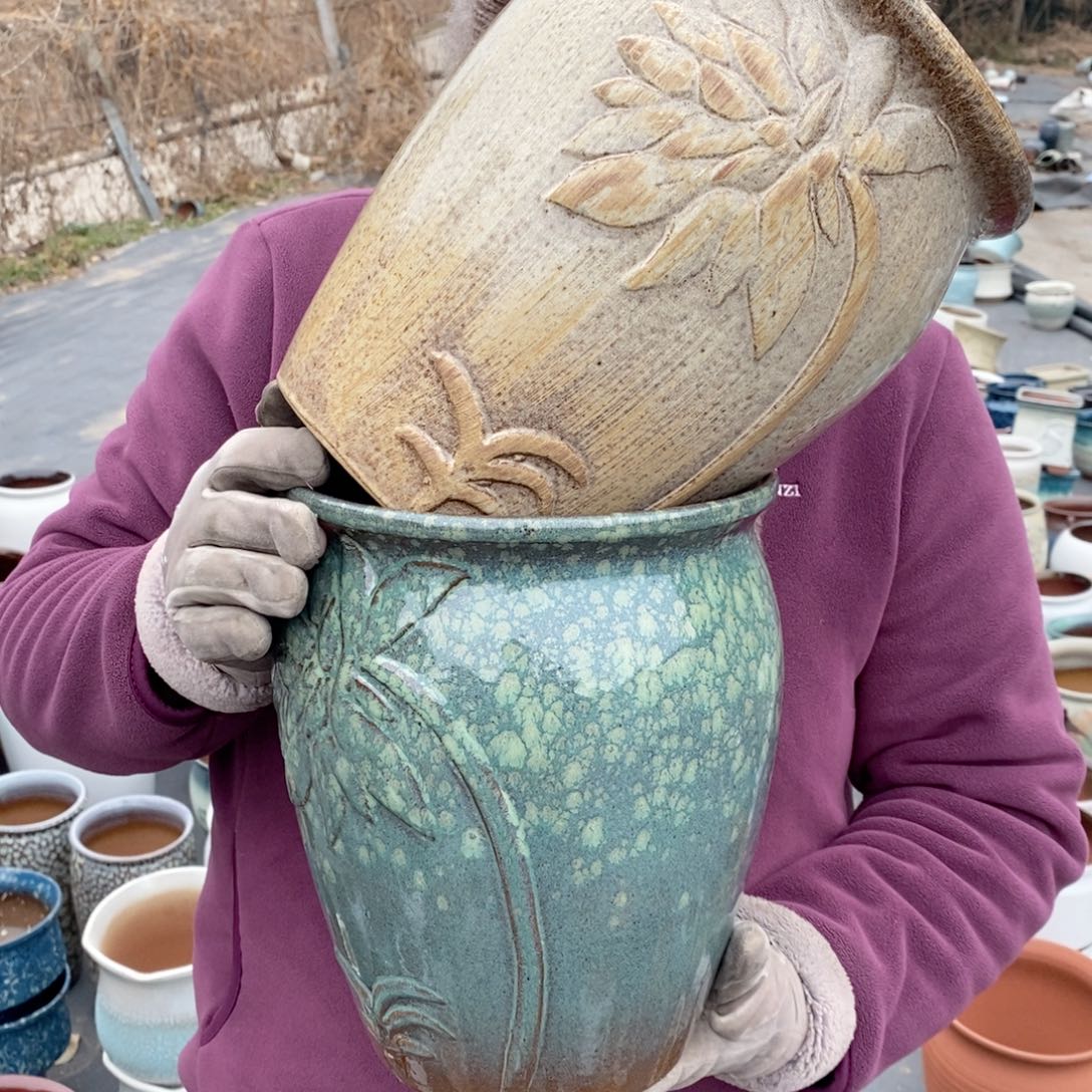 红陶口20高25～～～