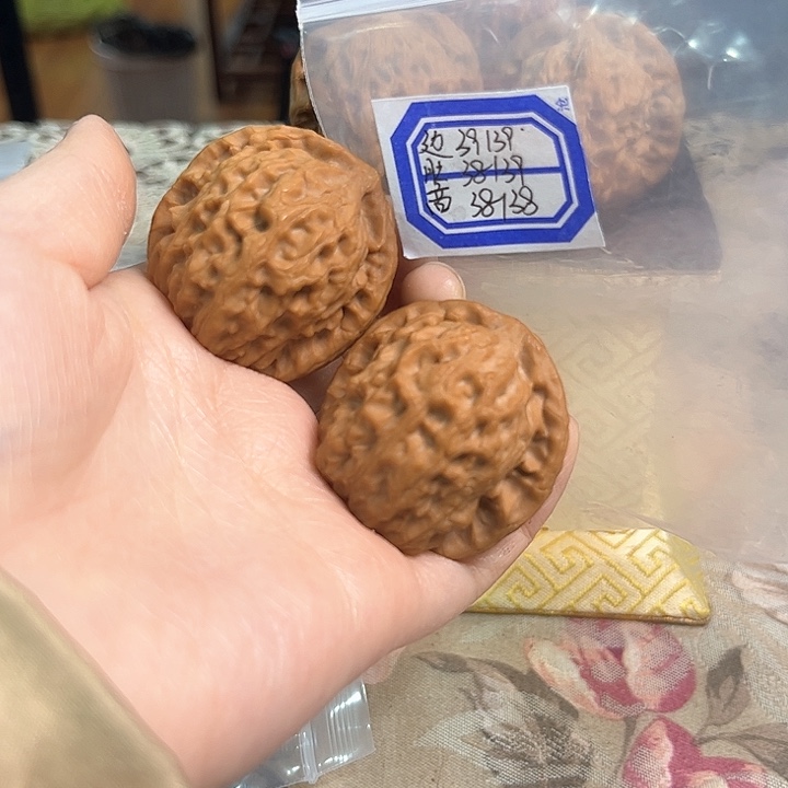 文玩核桃把件非嫁接北京