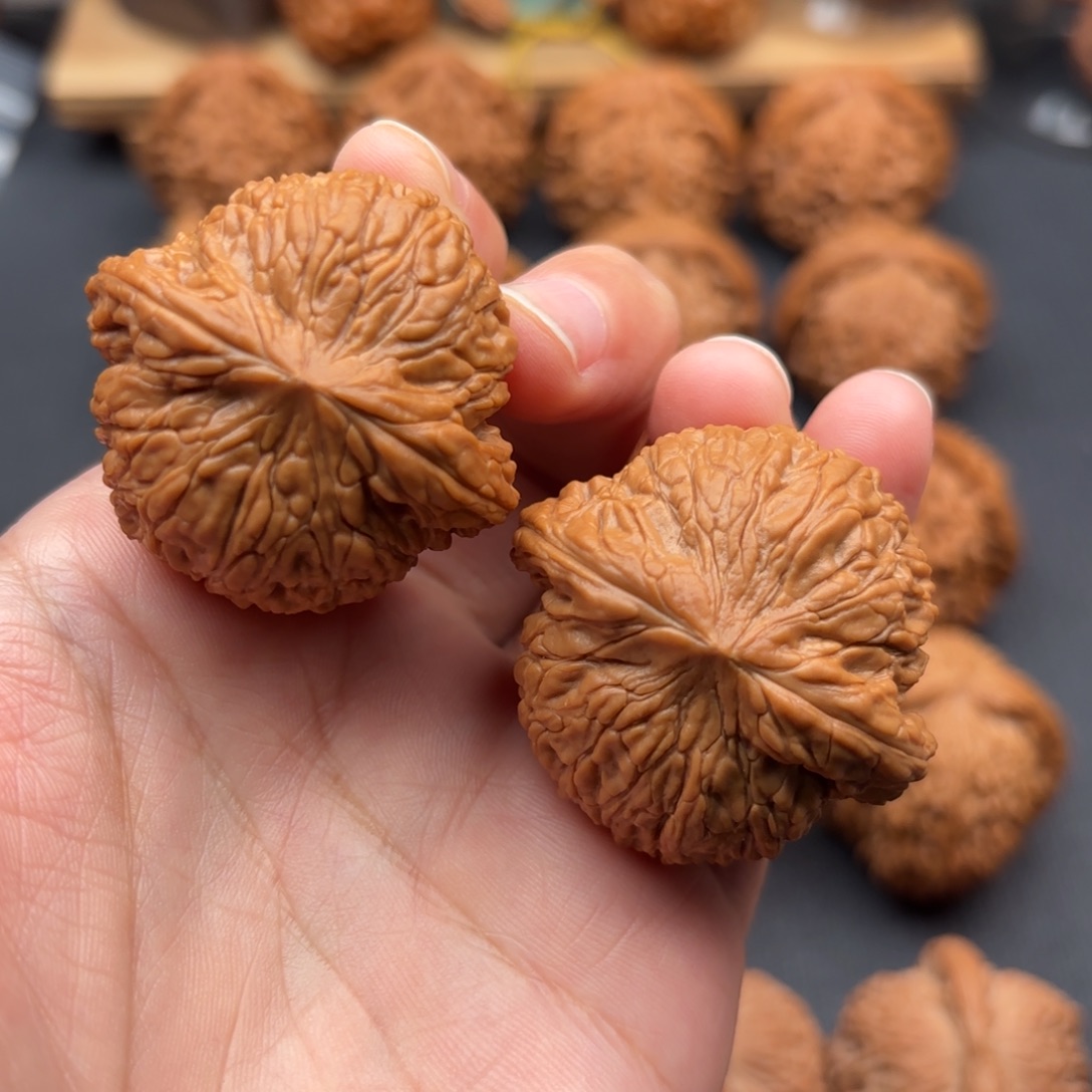 把件文玩核桃泥鳅背40