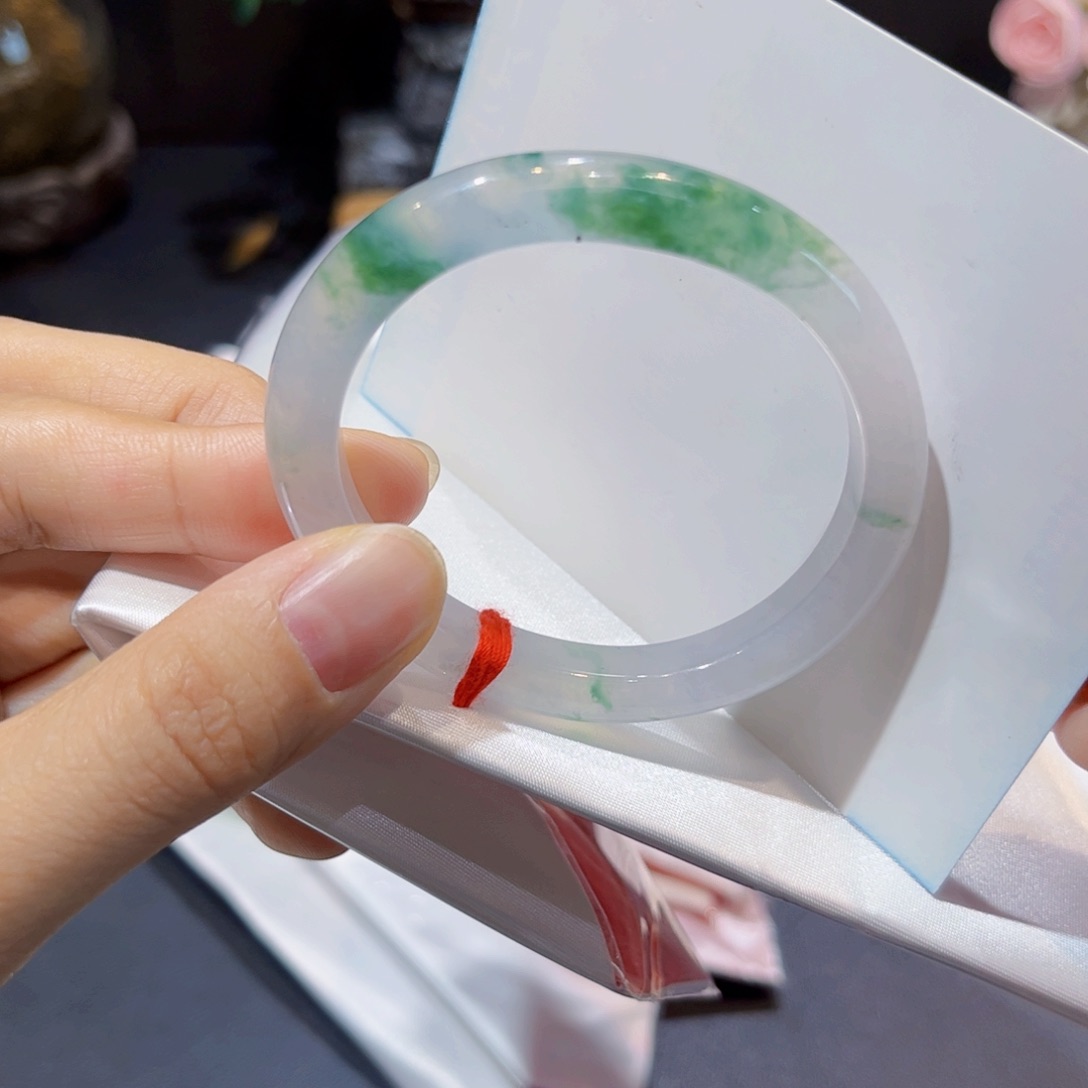 未镶嵌手镯翡翠52贵妃