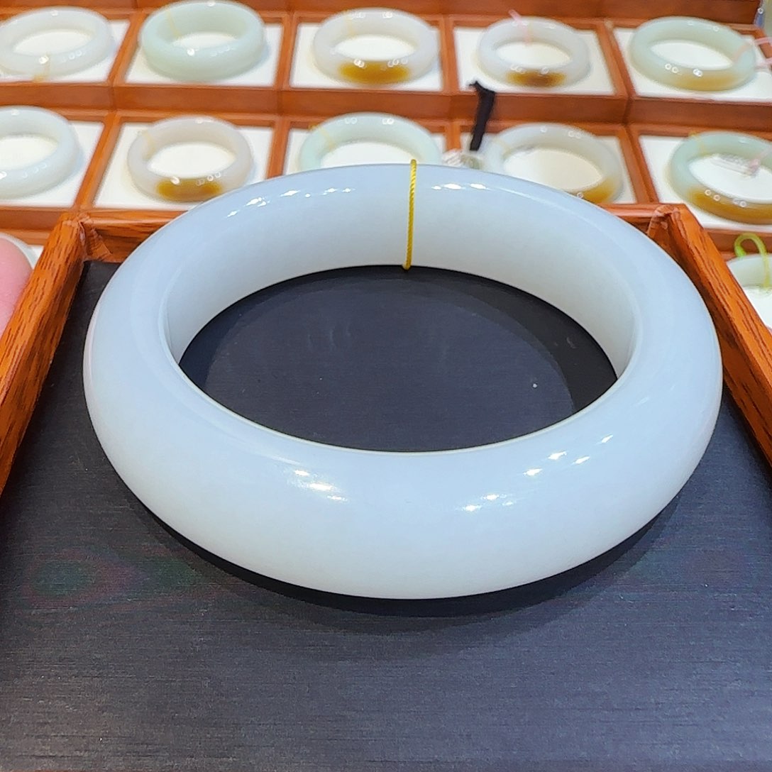 和田玉手镯未镶嵌花***～新疆羊脂白玉5354