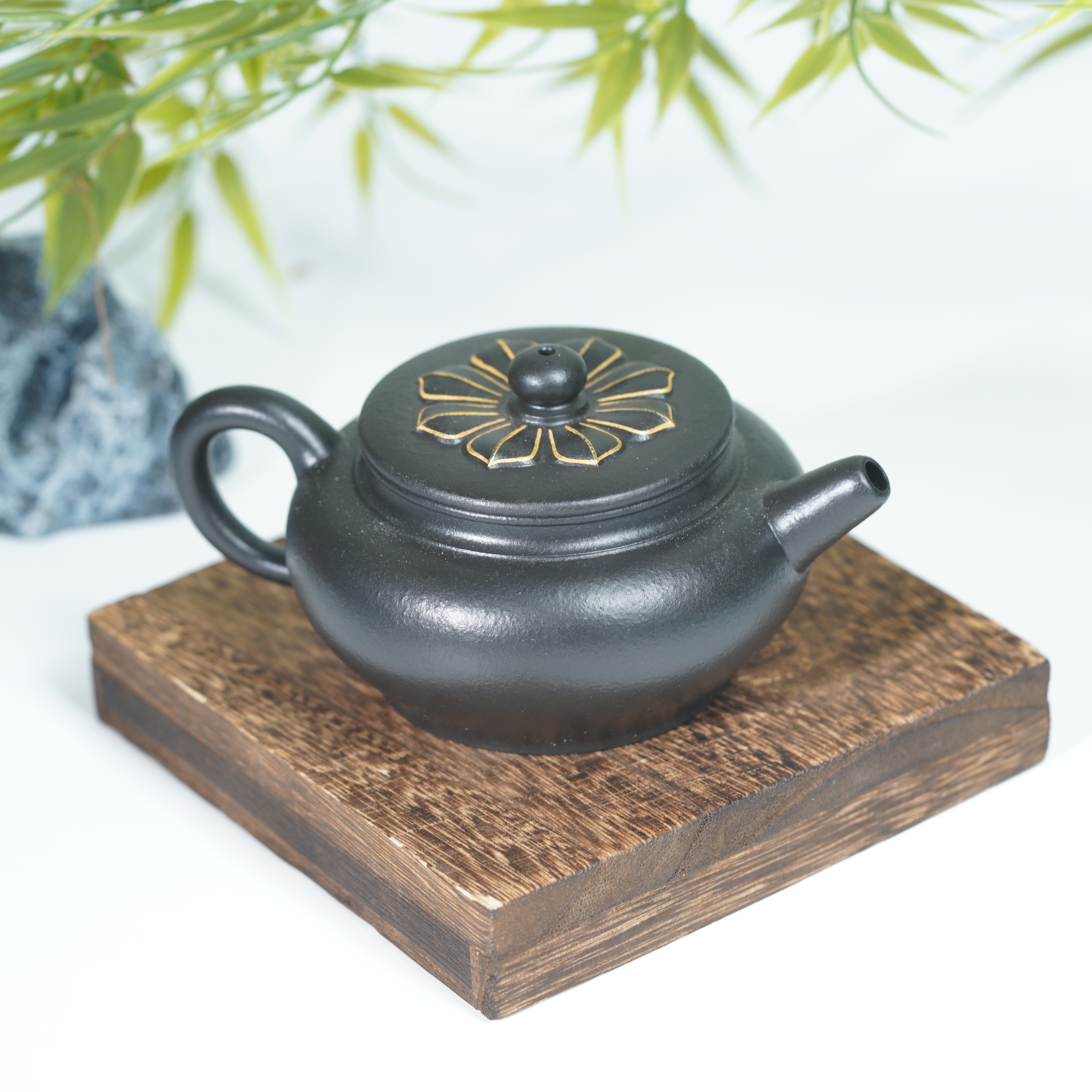 本绿还原烧莲语1号紫砂壶200cc魏加峰 ZSWJF-13