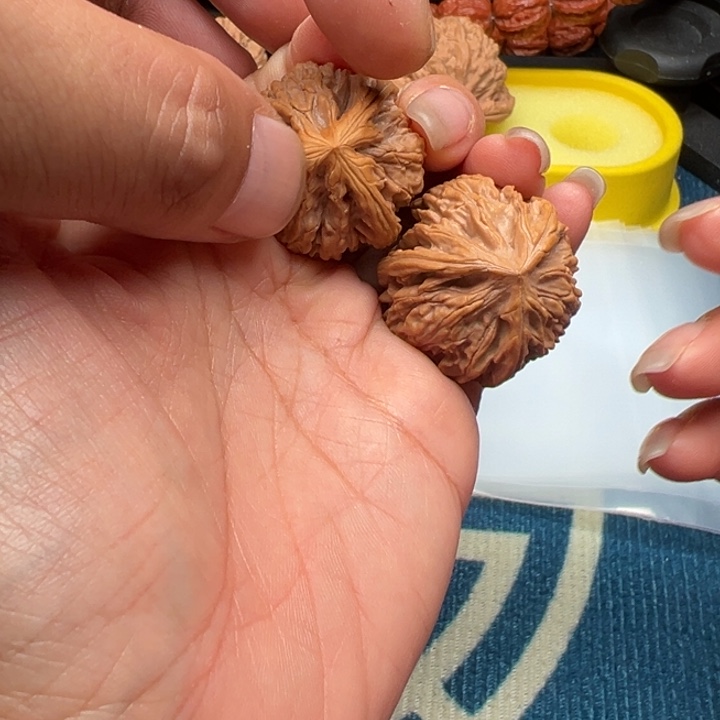 桃核吊坠文玩核桃三棱