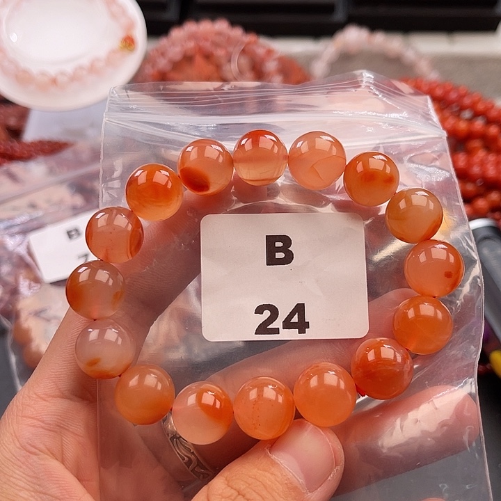 南红玛瑙未镶嵌多样性发货默认微瑕称重13mm