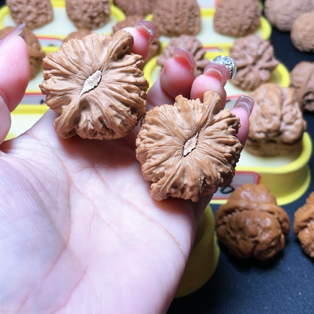 吊坠文玩核桃w**二1号狮子