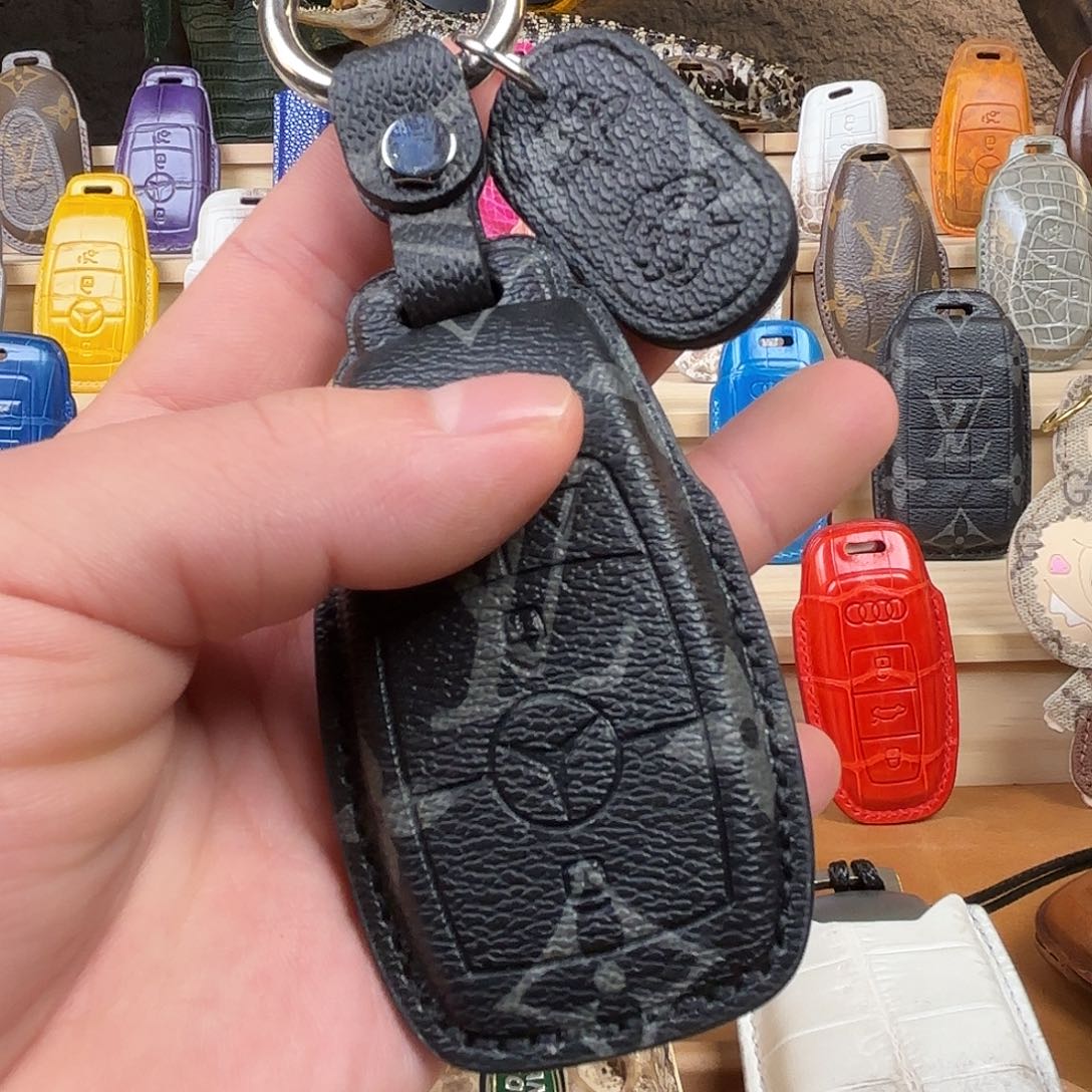 奔驰黑色老花木头诺