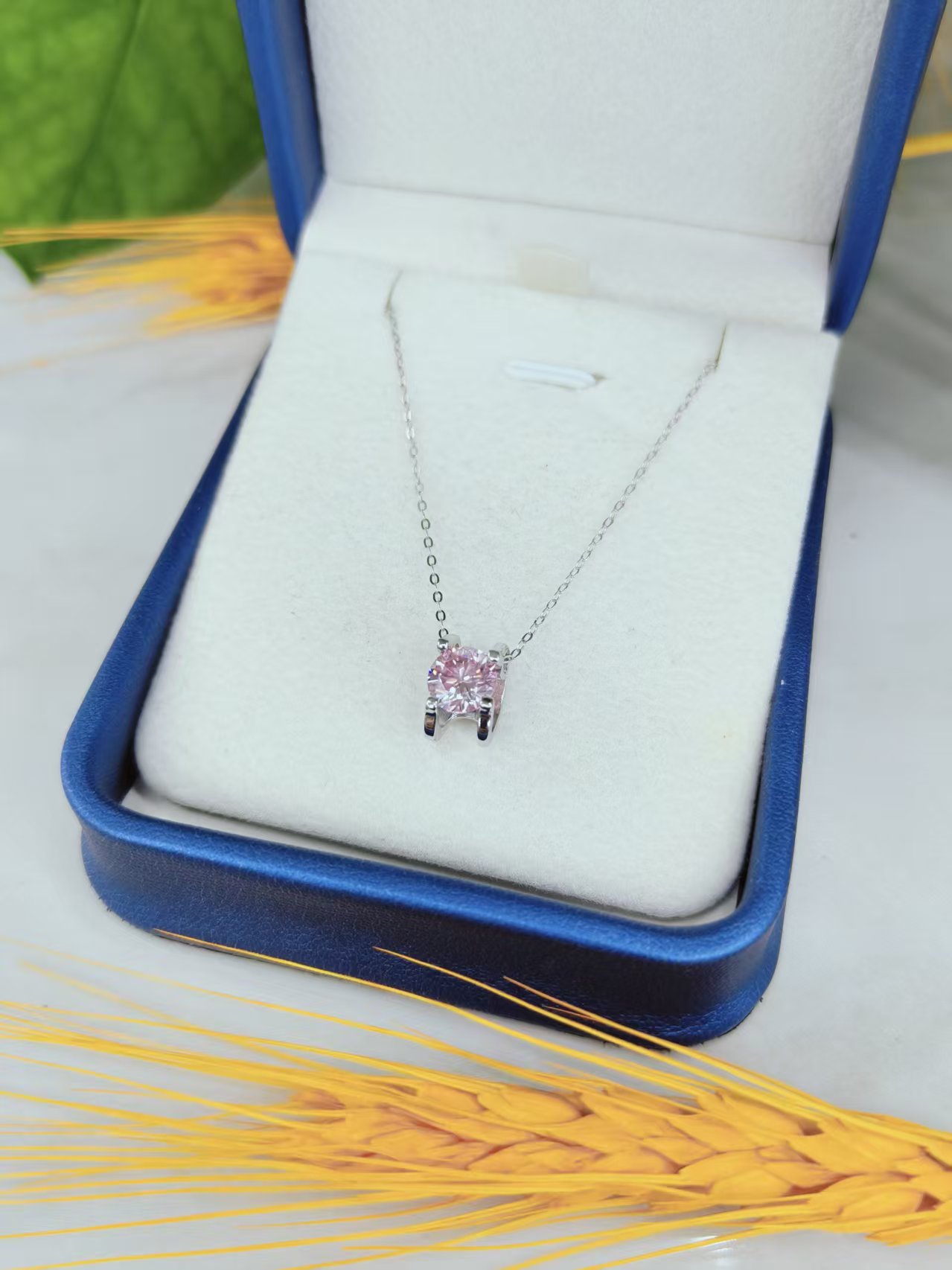 925银莫桑石银制品 【松老板】粉莫桑四爪简约吊坠 赠链