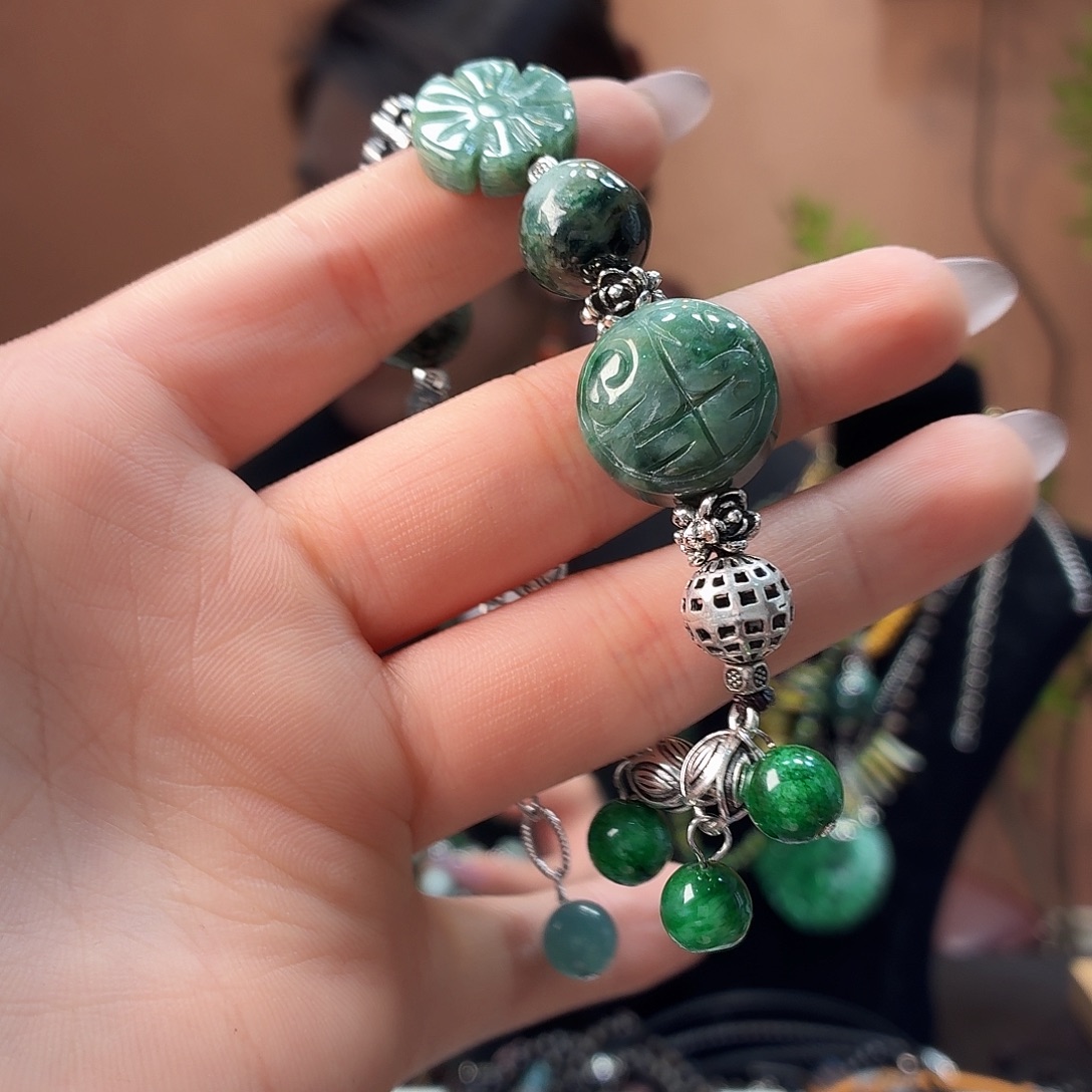 翡翠未镶嵌耳饰手链