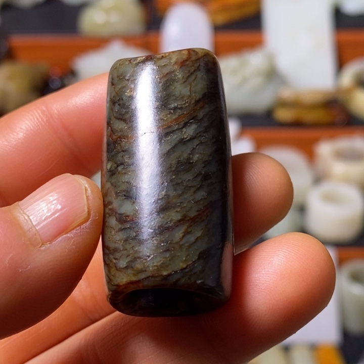 飞***藏和田玉未镶嵌挂件