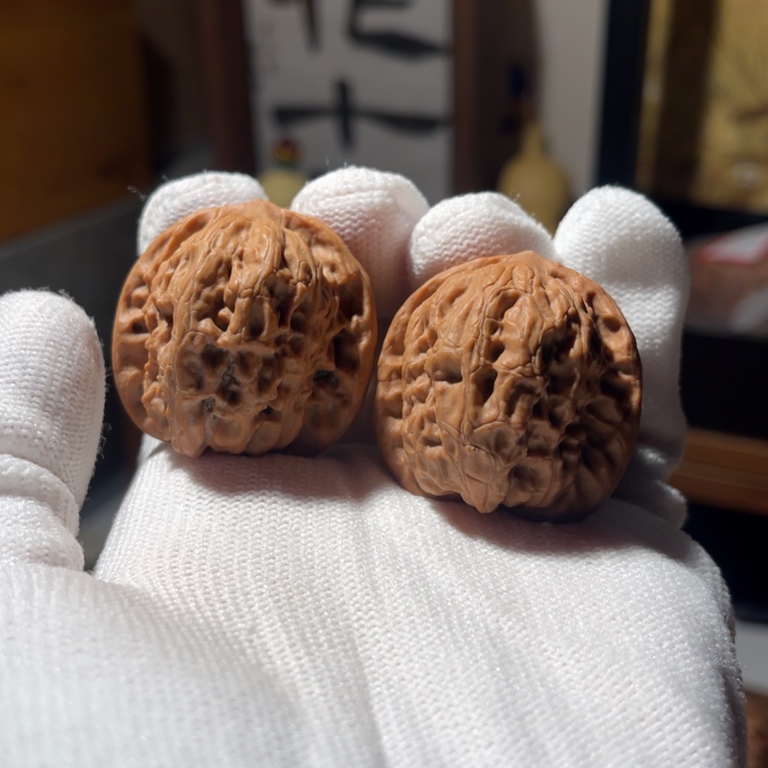 文玩核桃把件35 昌闷，皮质无敌，有磕碰，不退不换