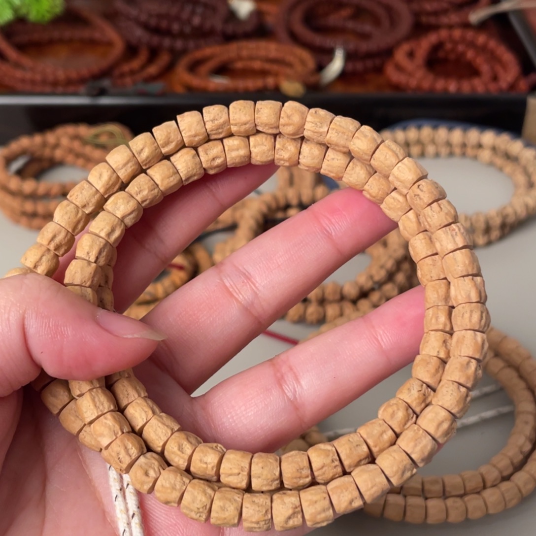 柏香籽/百香籽吊坠
