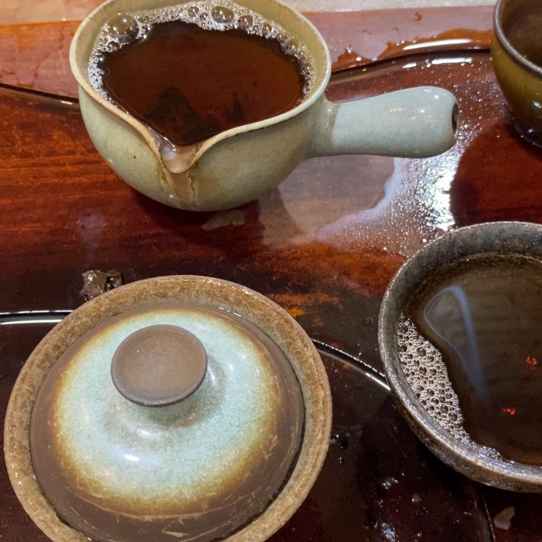 天***闪茶盏定制32个。              