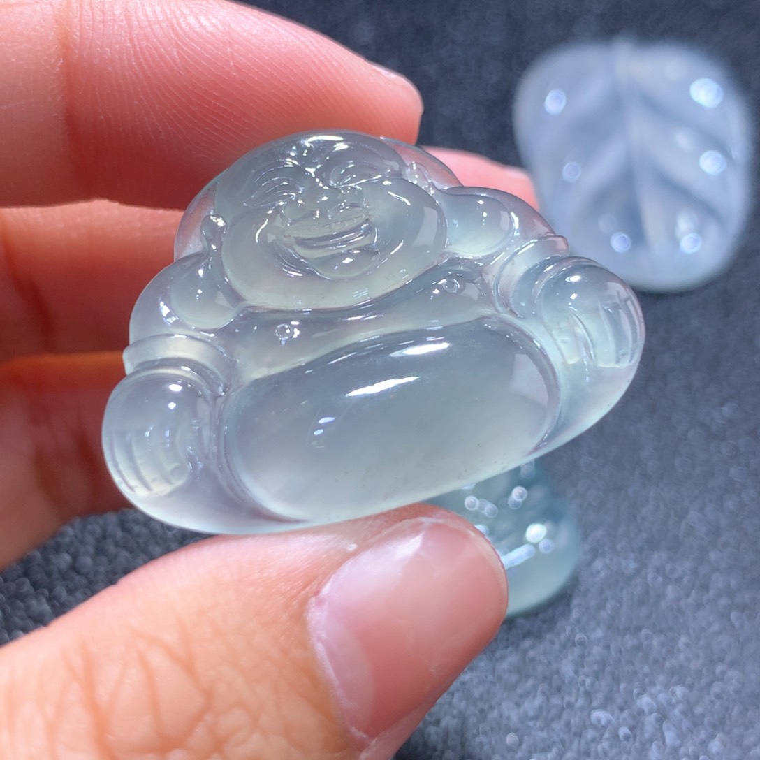 翡翠颈饰未镶嵌缅甸