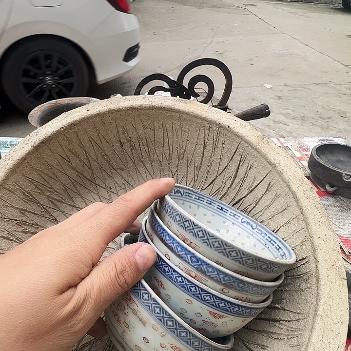 爱***猫铜铁合金类废旧工艺品陶瓷
