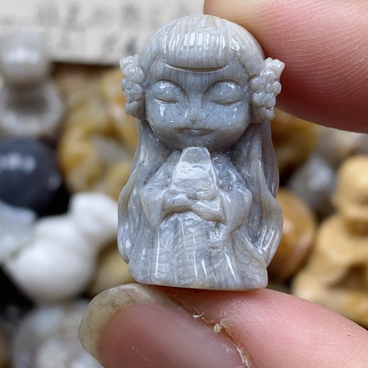 颈饰未镶嵌硅化珊瑚（珊瑚玉）没打孔 小