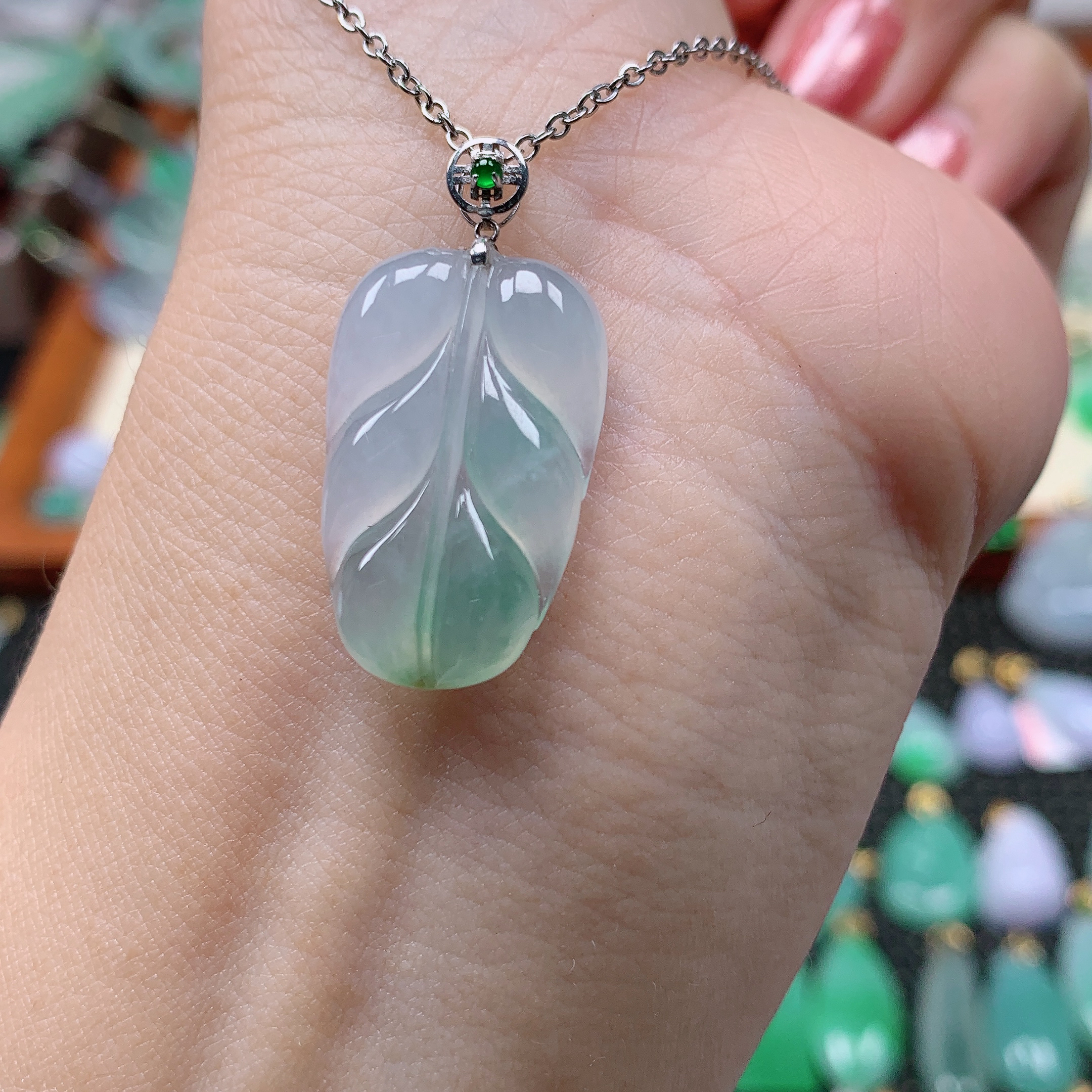 缅甸天然A货翡翠，冰飘花叶子 编号163/203尺23.6-15.5-4.1