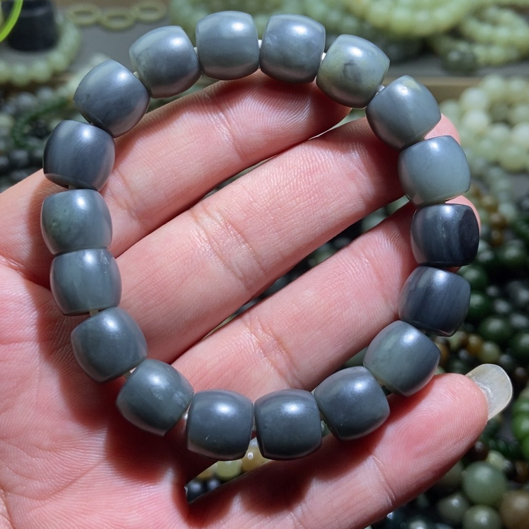 和田玉手链未镶嵌