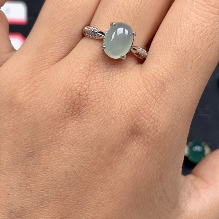 翡翠未镶嵌戒指戒指