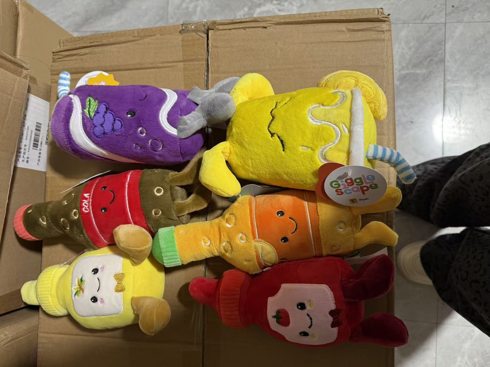 外贸创意可爱毛绒玩偶趣味十足