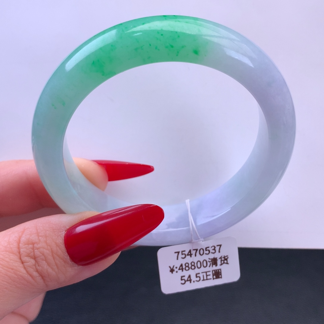 翡翠手镯未镶嵌淡春彩正圈