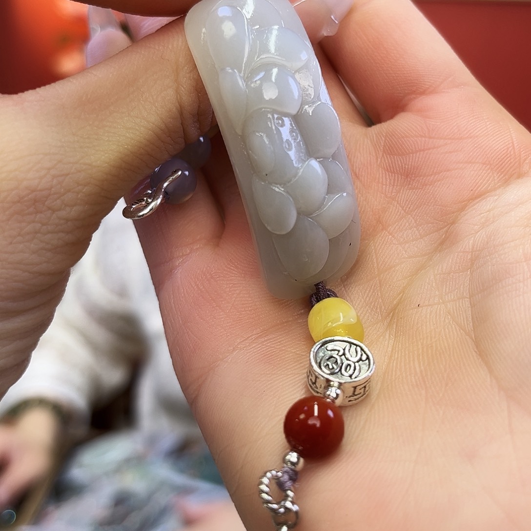 和田玉手链未镶嵌荷花宽