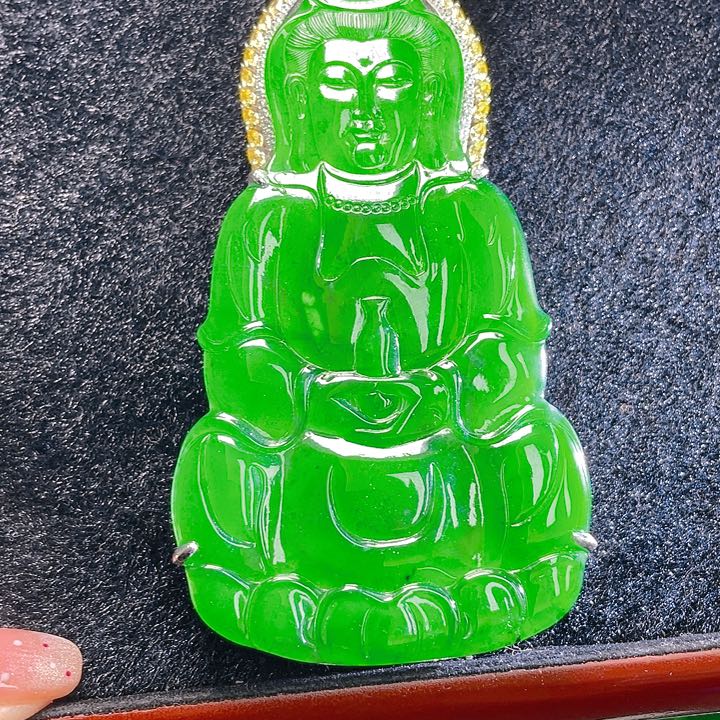 翡翠颈饰未镶嵌百****店46，