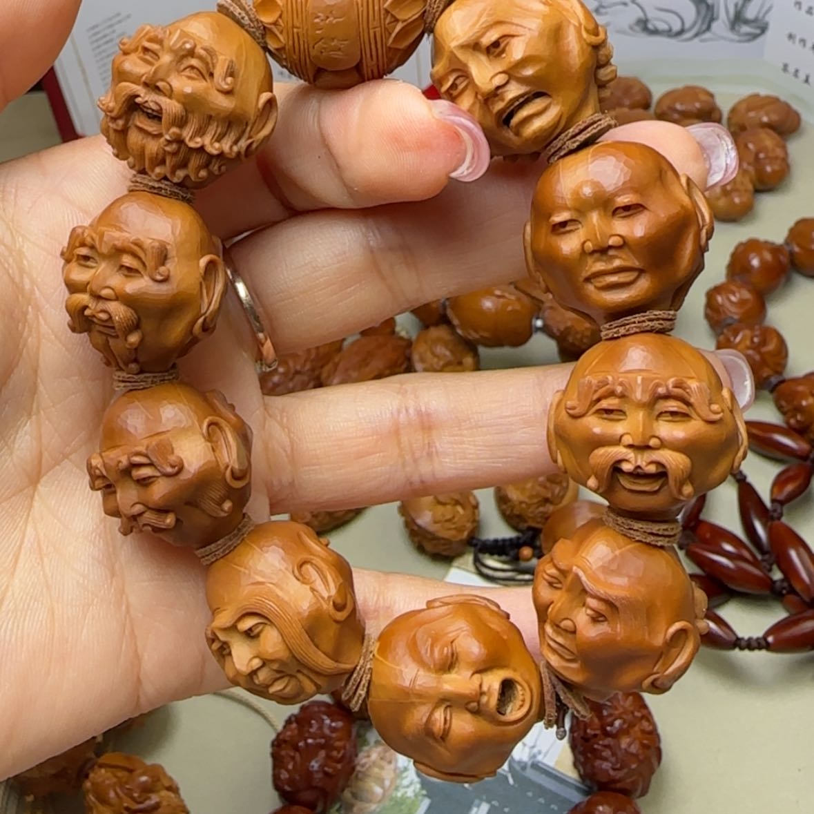 【闪购商品】橄榄核手串/手链睿*儿纯手工雕刻十八罗汉