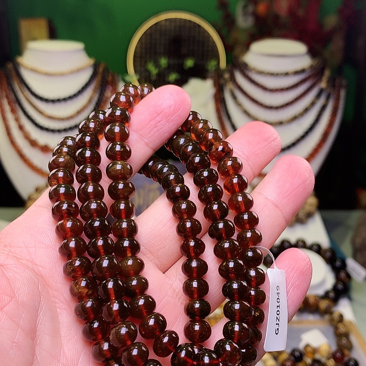 威***裸石琥珀未镶嵌我