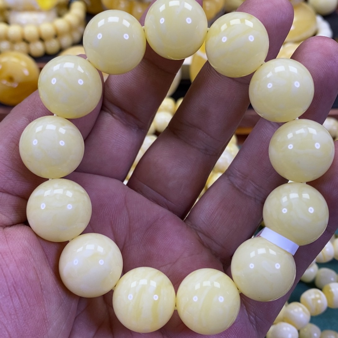 琥珀裸石未镶嵌尺寸18白蜡同料圆珠手串