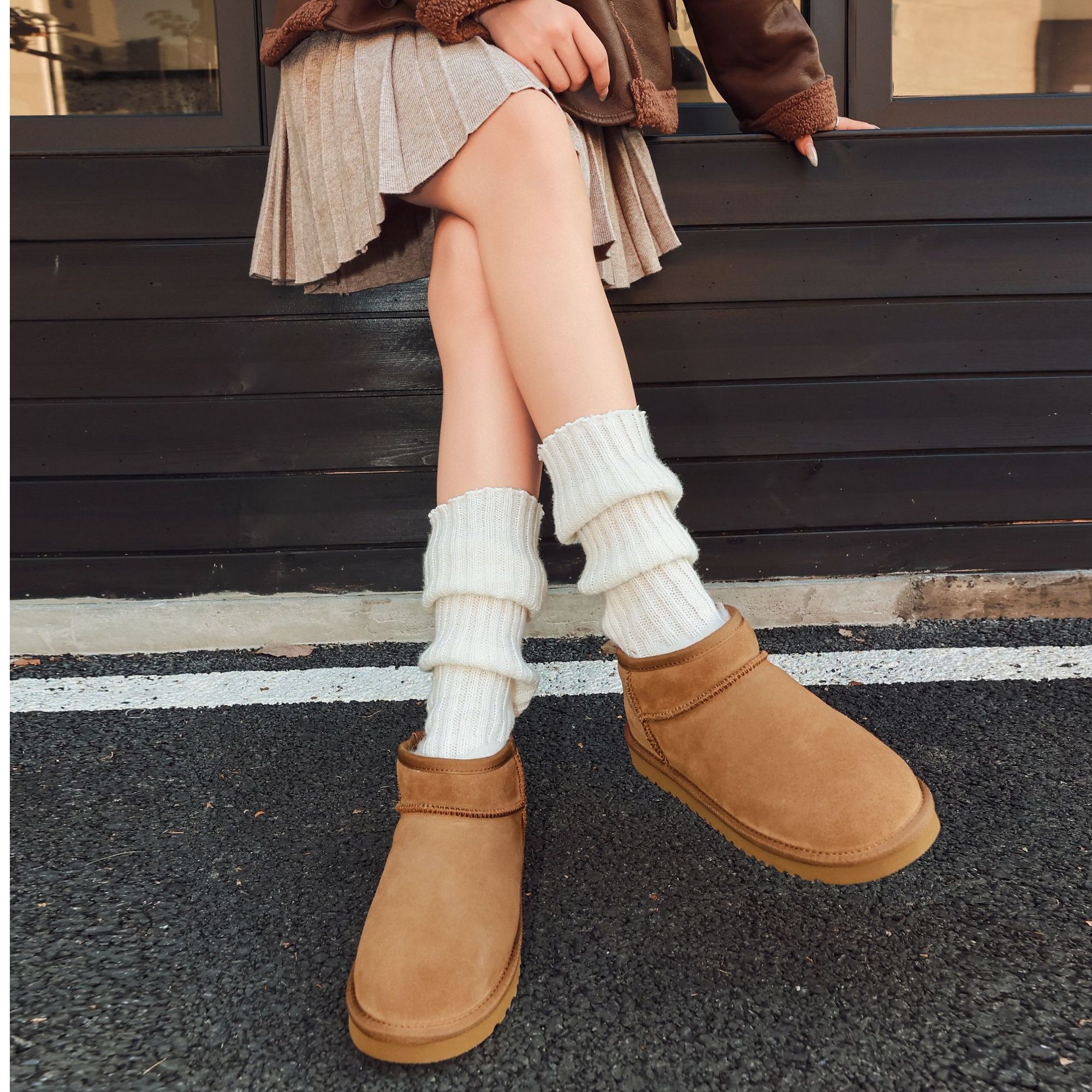 DOOLLUGG秋冬情侣短筒羊毛雪地靴保暖防滑男女时尚百搭一脚蹬