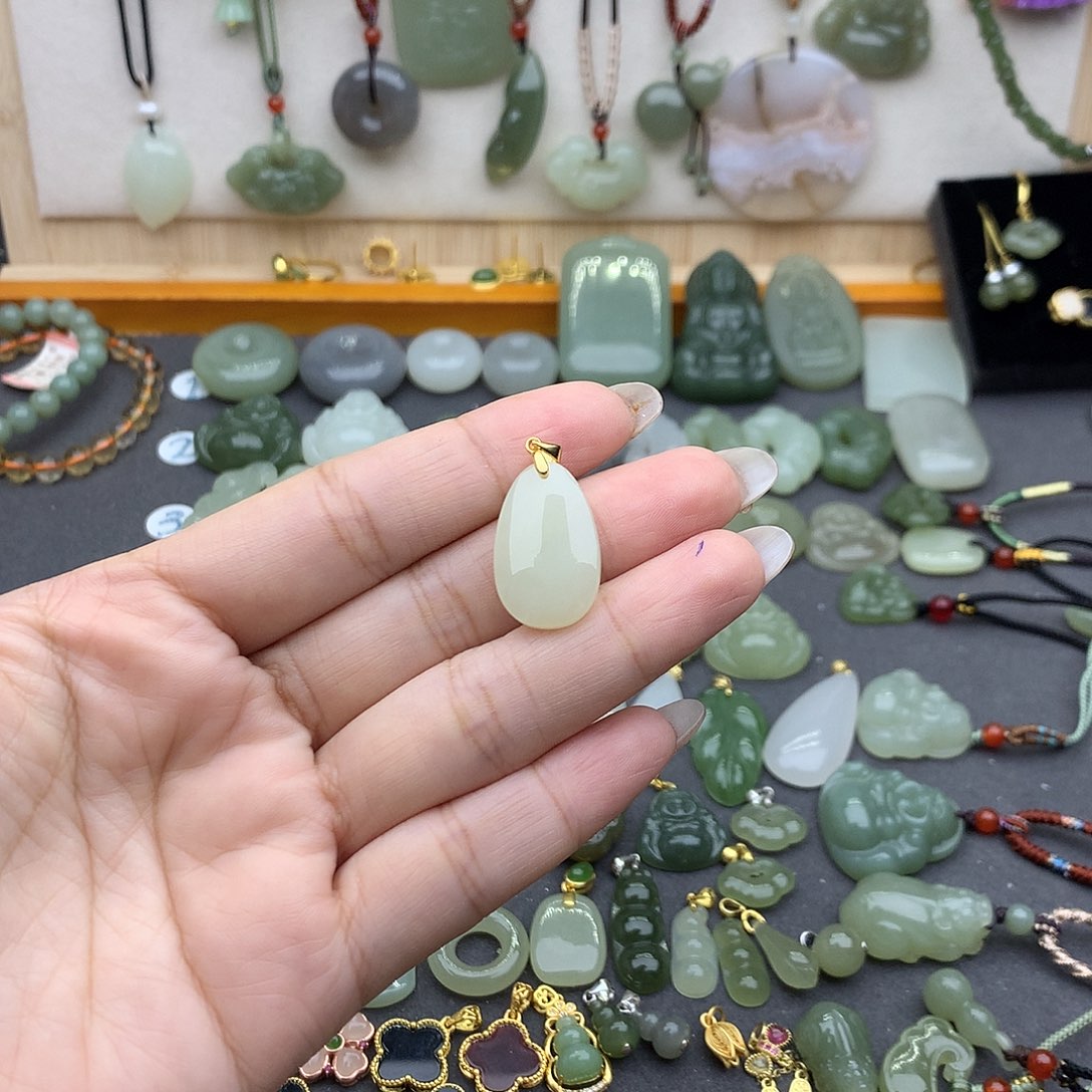 和田玉吊坠(不含链)银S925镶嵌