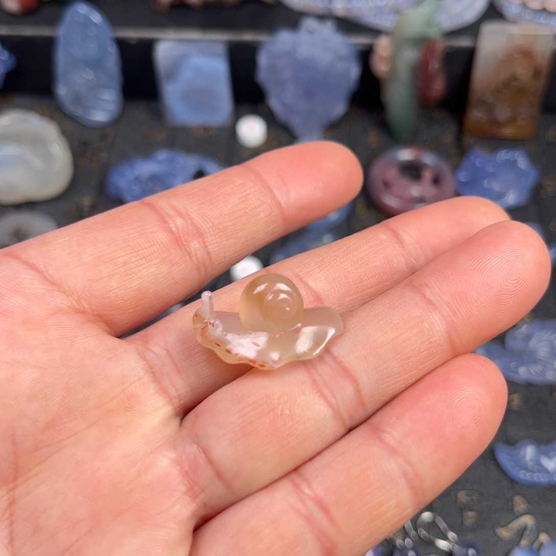 玛瑙/玉髓未镶嵌颈饰蜗牛