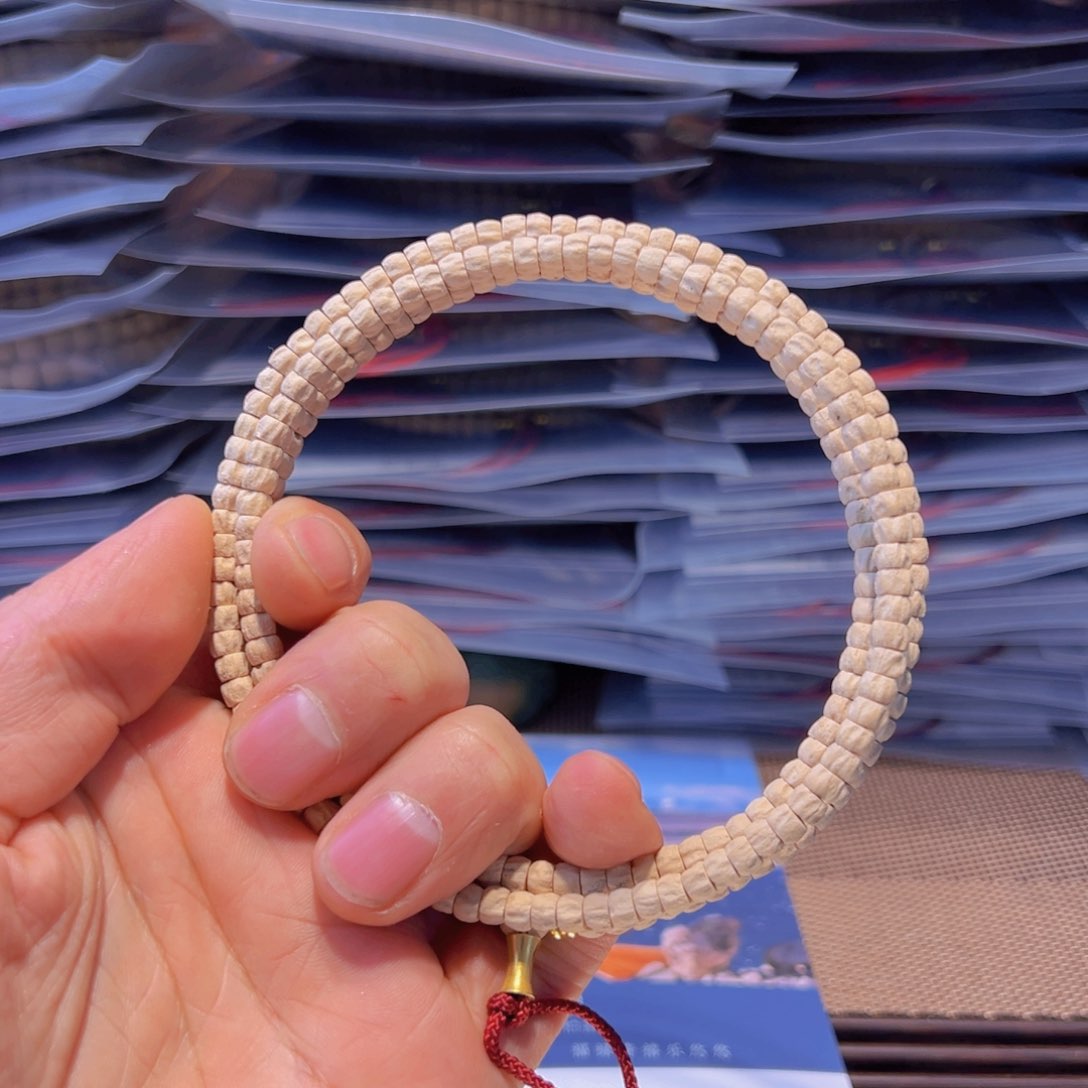 柏香籽/百香籽吊坠｛*｝