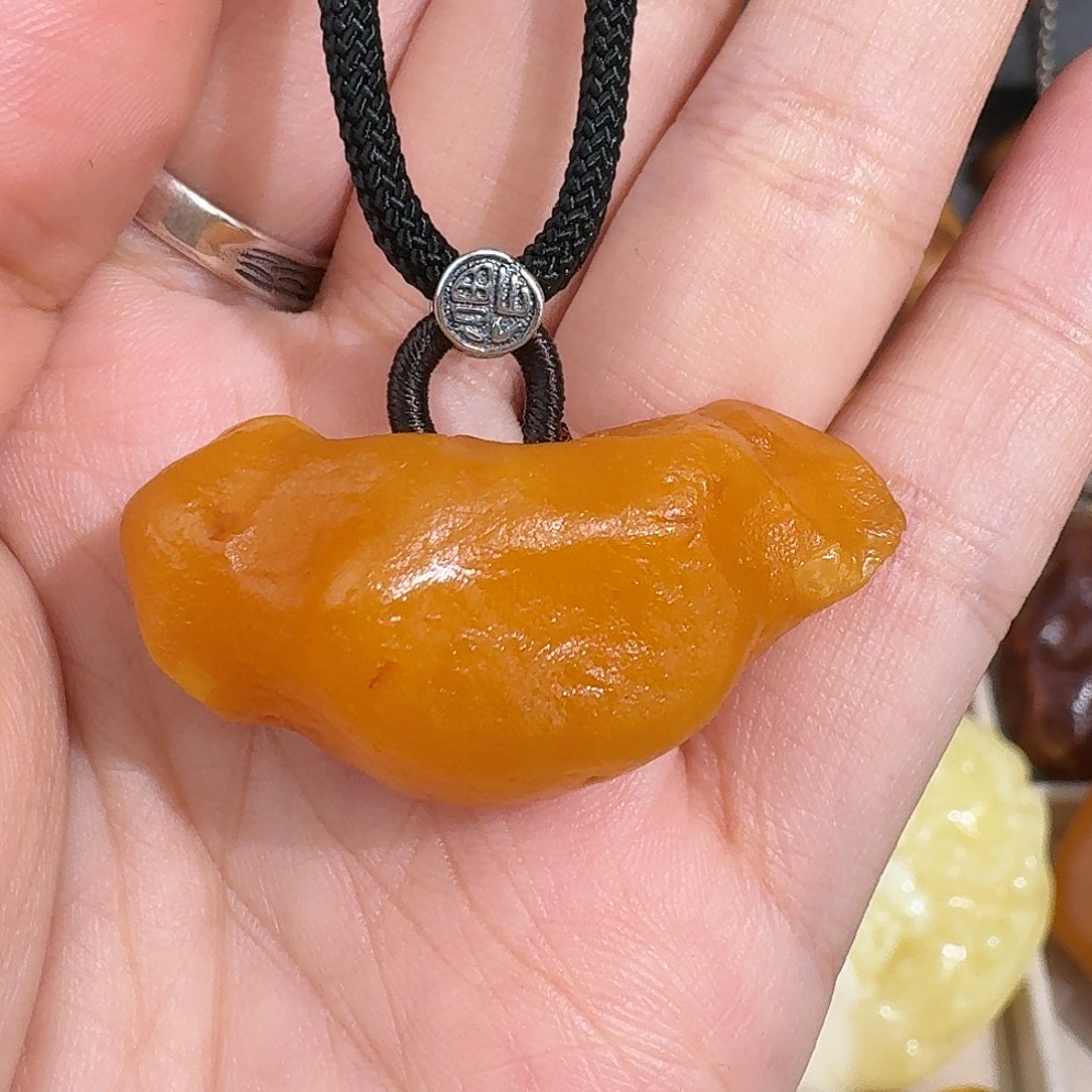 琥珀未镶嵌裸石我