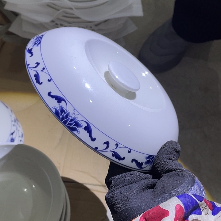 瓷片强化瓷缠枝莲锅盖一个 直径22.5厘米