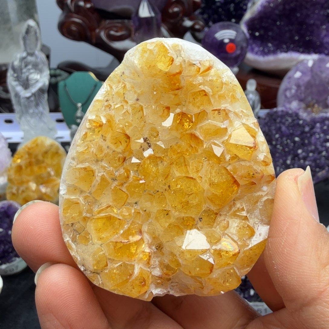 未镶嵌水晶摆件龙蛋