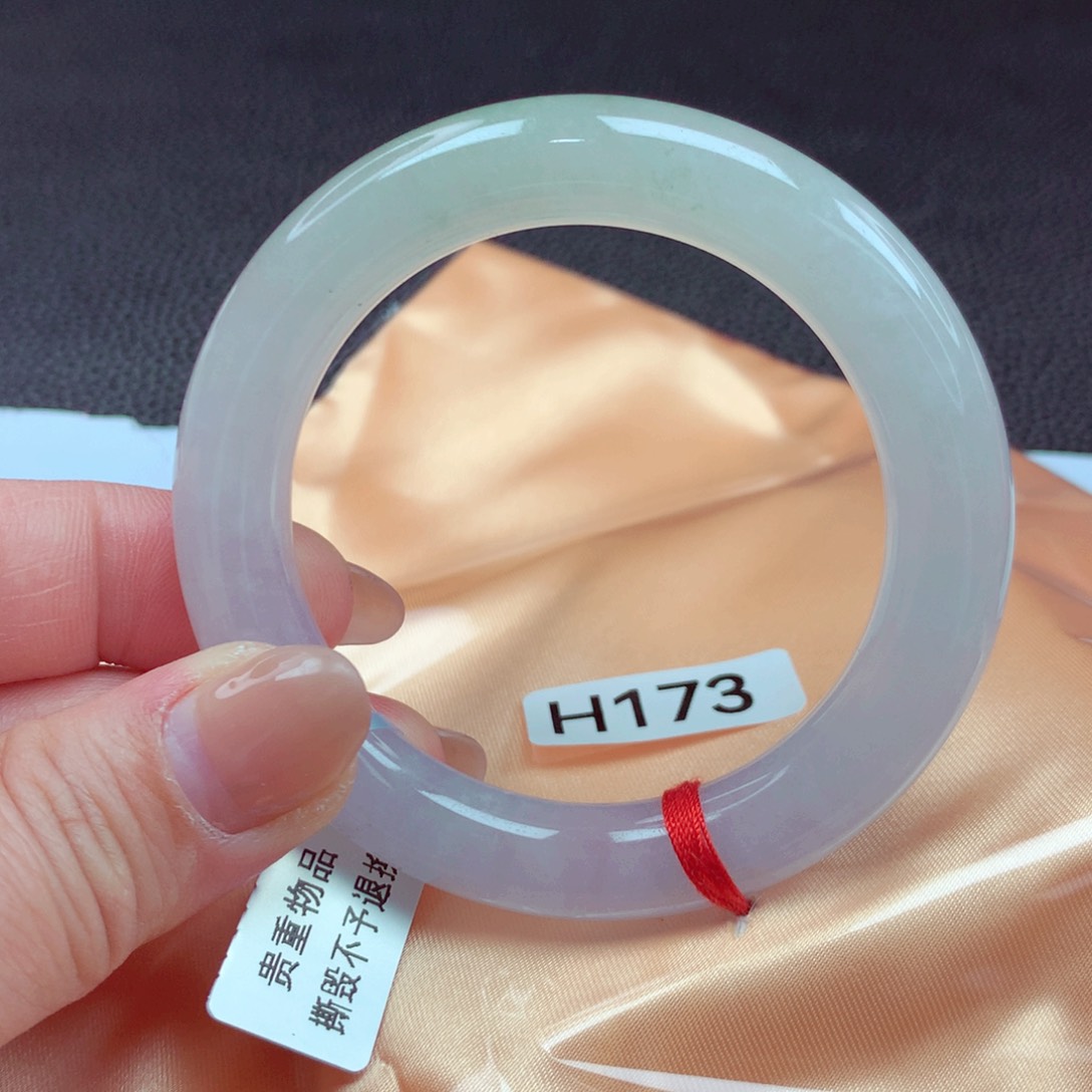 翡翠手镯未镶嵌手镯88