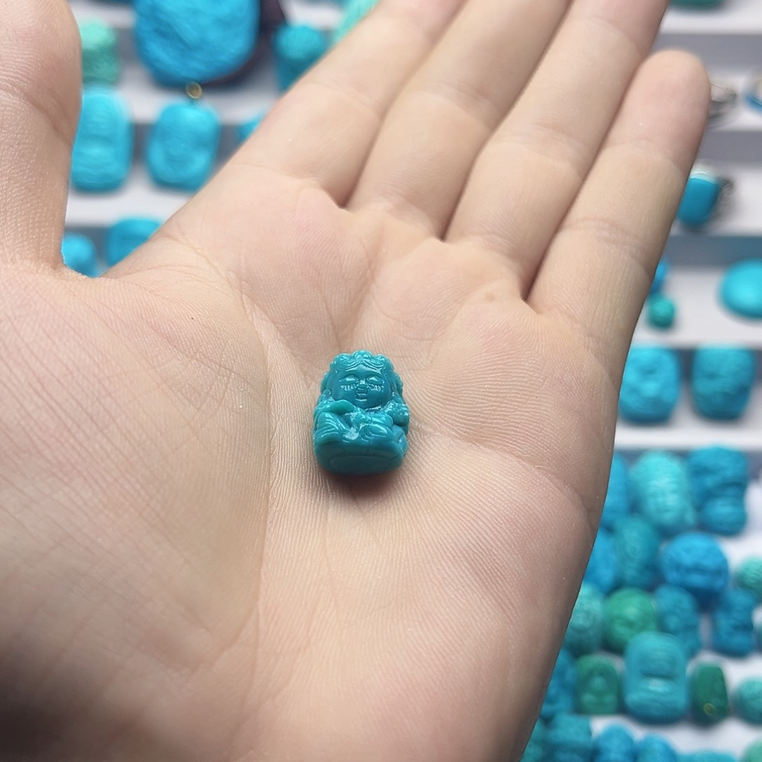 绿松石未镶嵌挂件