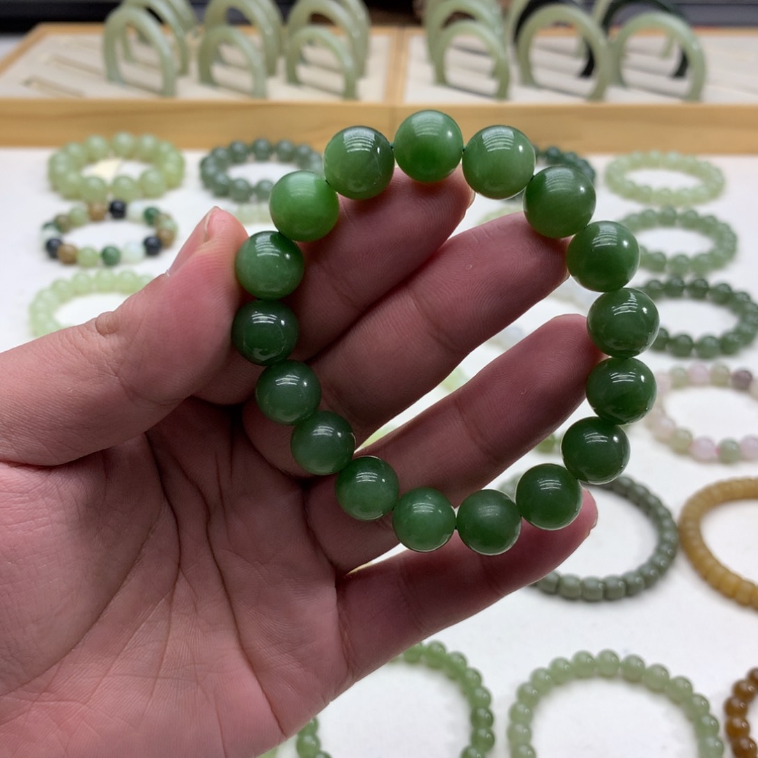 和田玉手串（碧玉12）未镶嵌