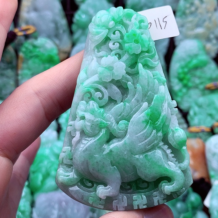 翡翠吊坠(不含链)未镶嵌