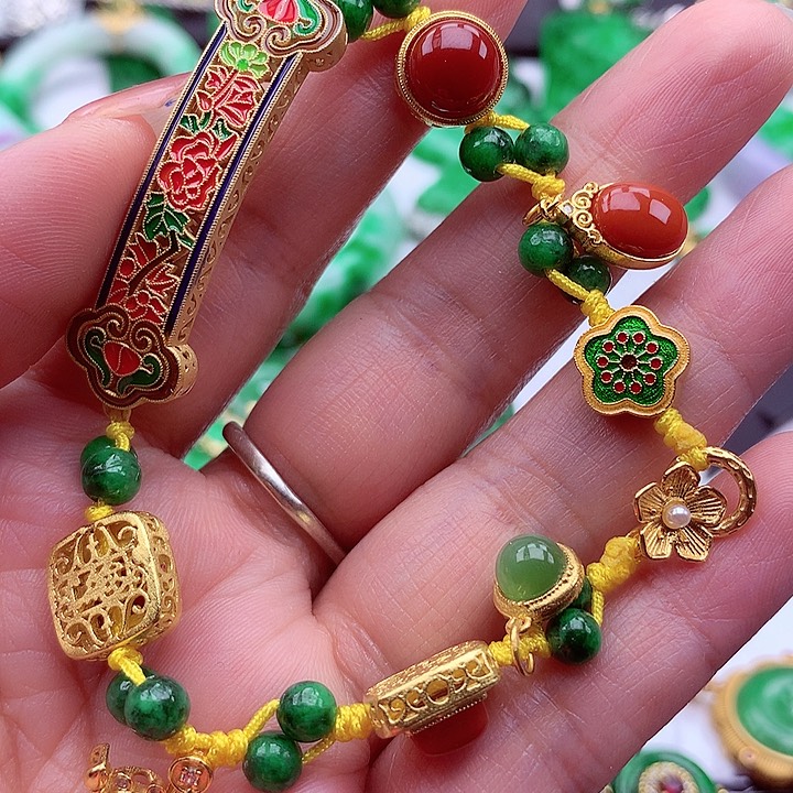 翡翠颈饰银S925镶嵌翡翠