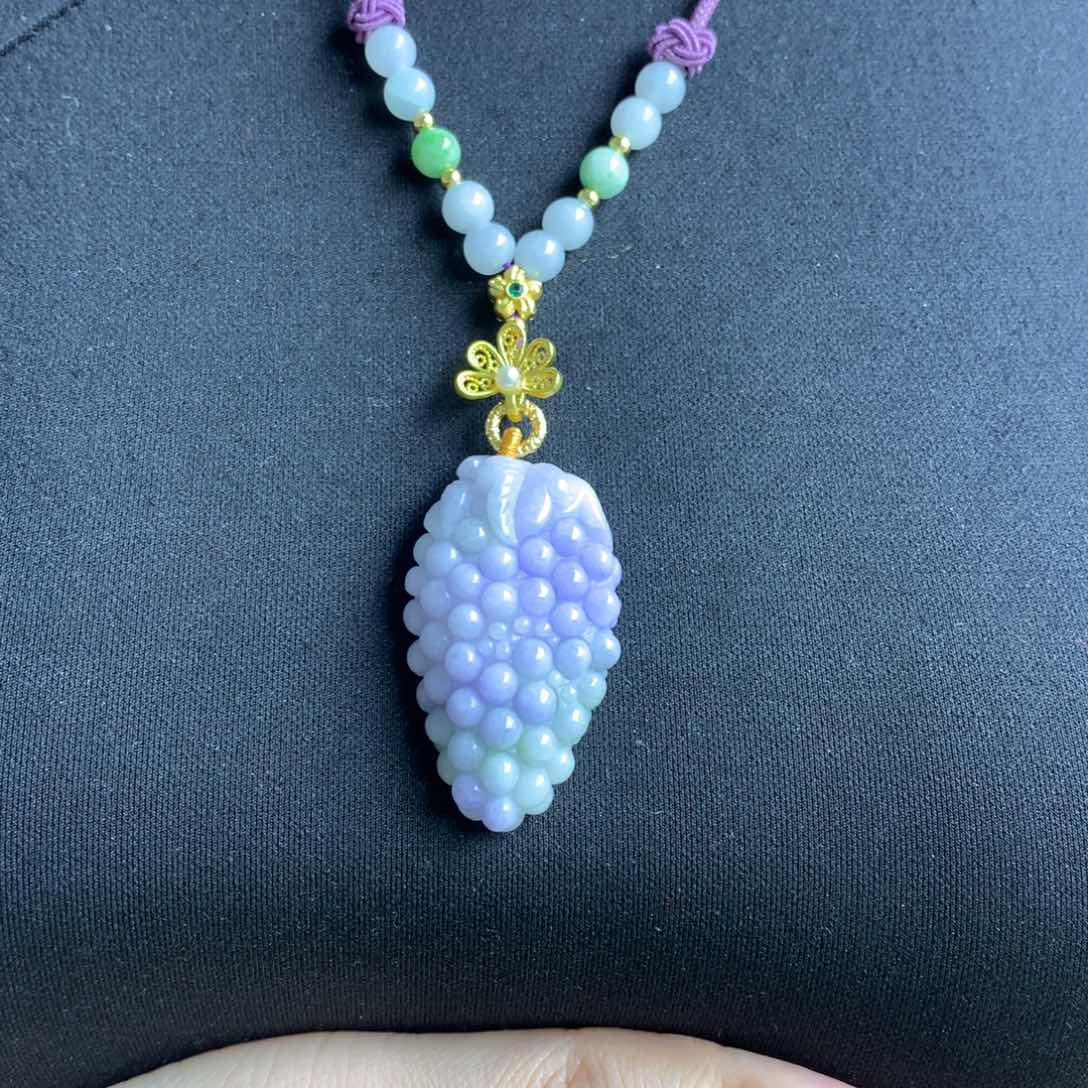 翡翠颈饰未镶嵌翡翠