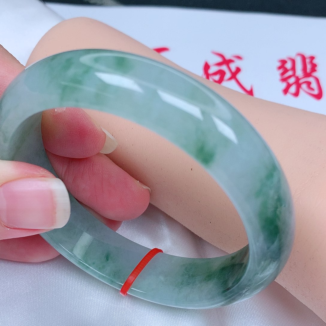 【闪购商品】翡翠手镯未镶嵌萍*，59